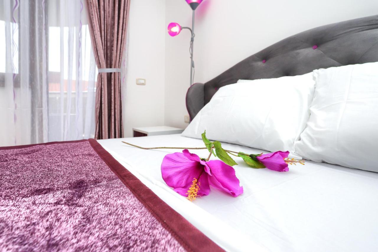 Apartment Anatolia - Mina เบชิชิ ภายนอก รูปภาพ