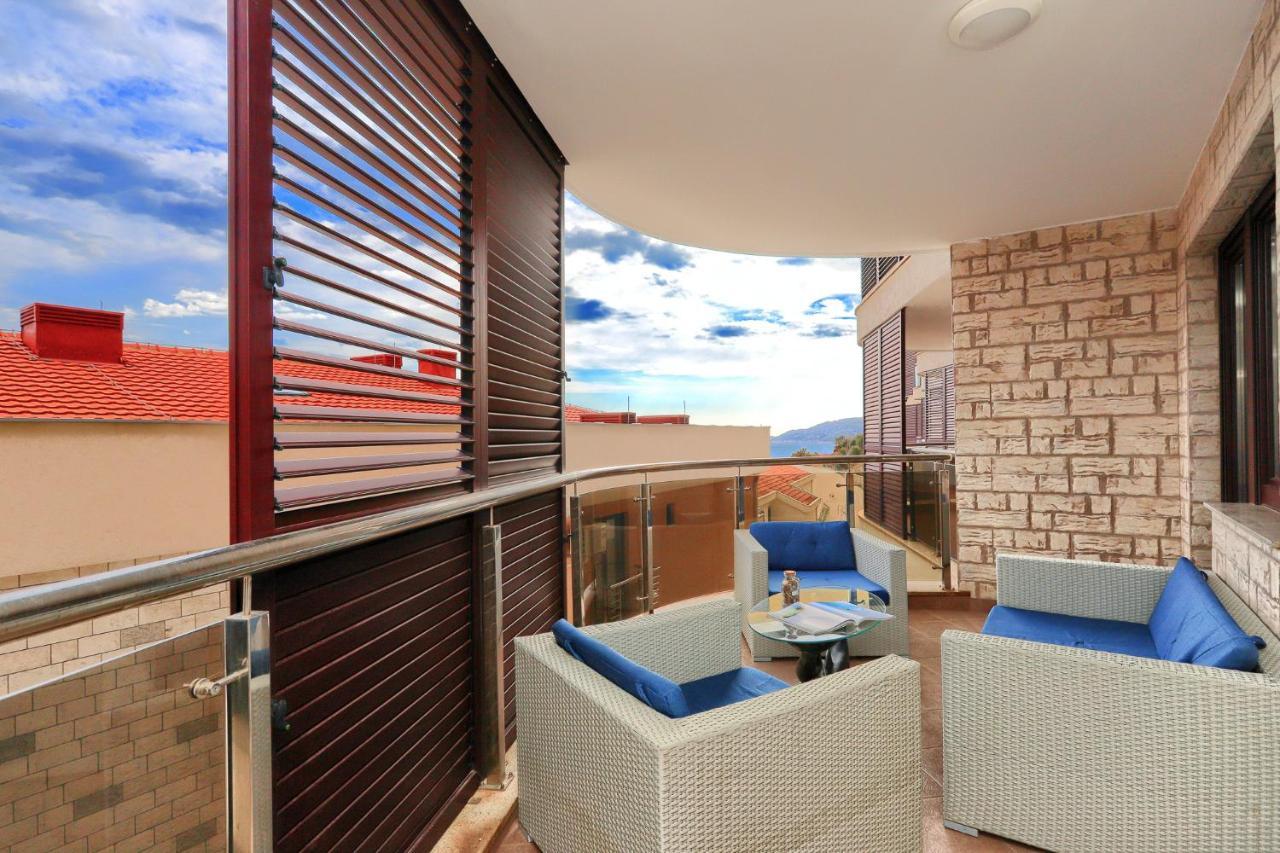 Apartment Anatolia - Mina เบชิชิ ภายนอก รูปภาพ